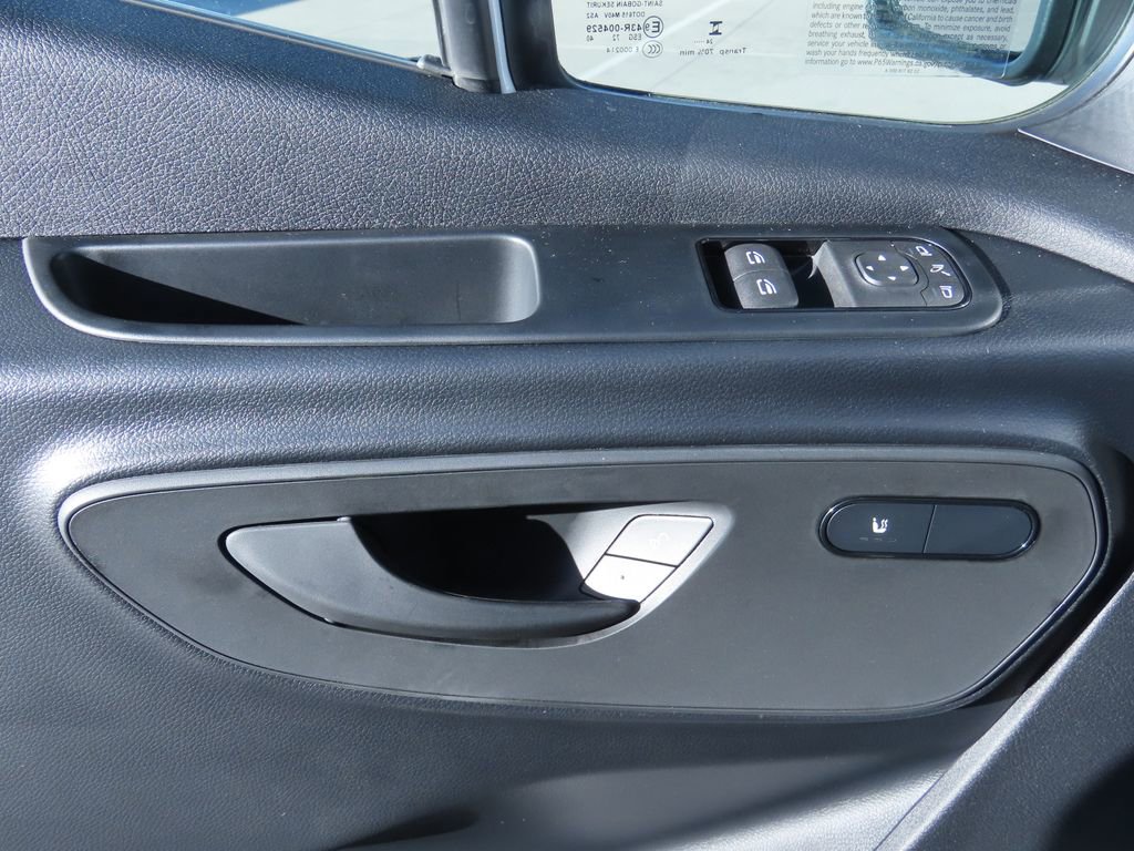 Used 2025 Mercedes-Benz Sprinter 2500 image 23