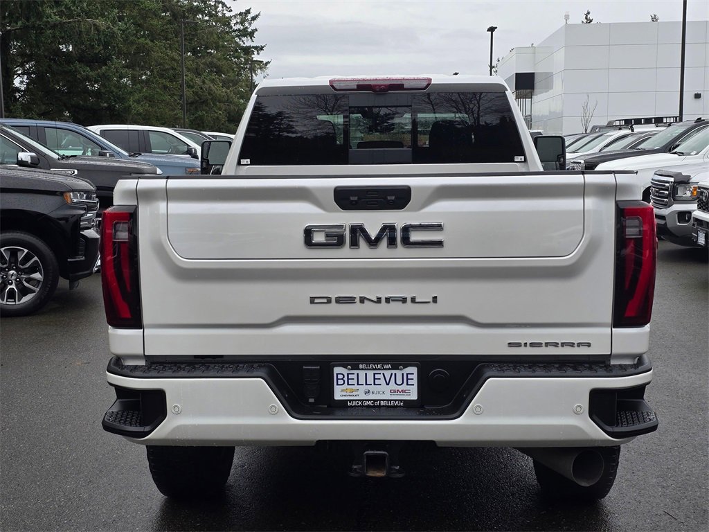 Used 2024 GMC Sierra 3500 Denali Ultimate image 4