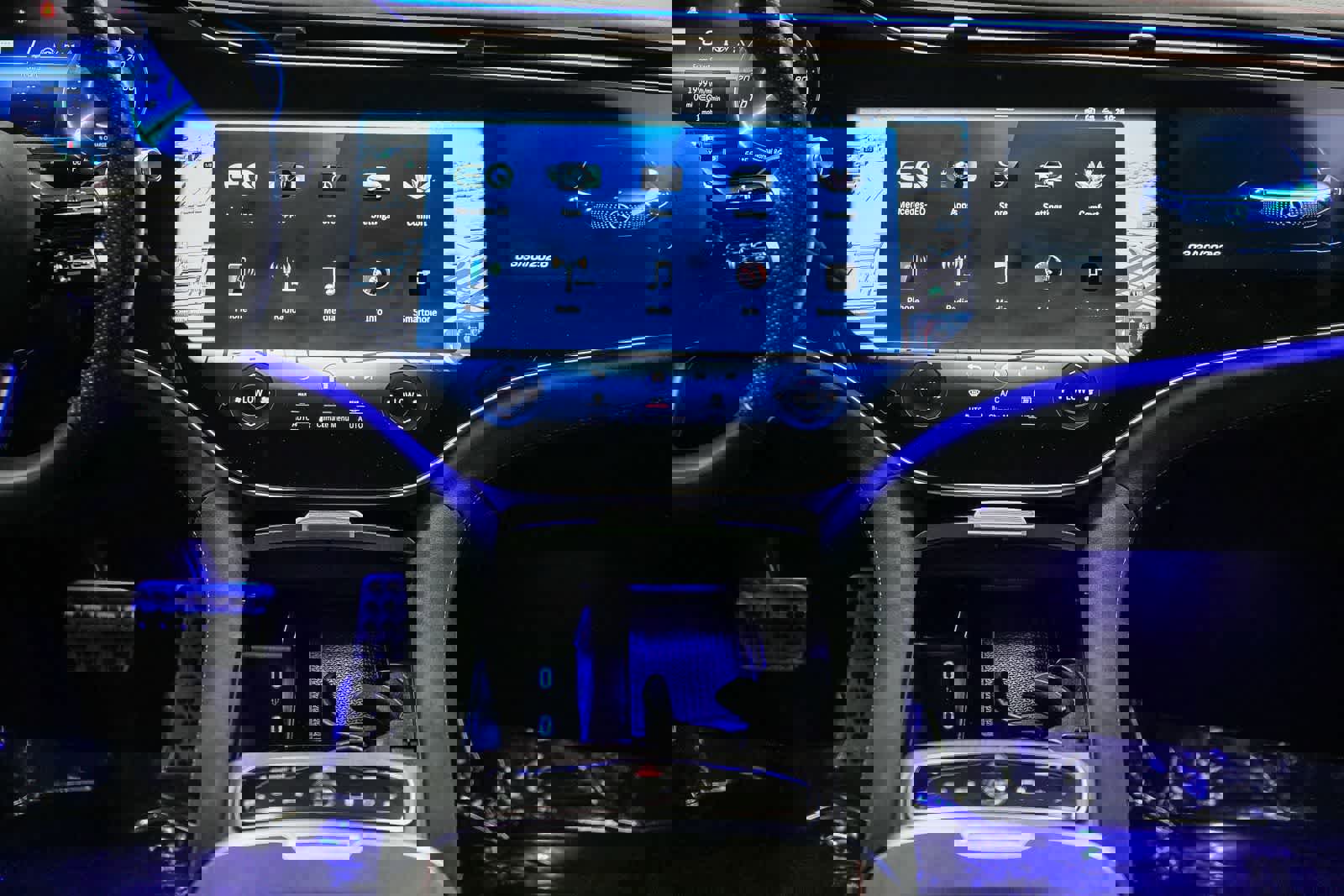 Certified 2023 Mercedes-Benz EQS 580 4MATIC Sedan image 12