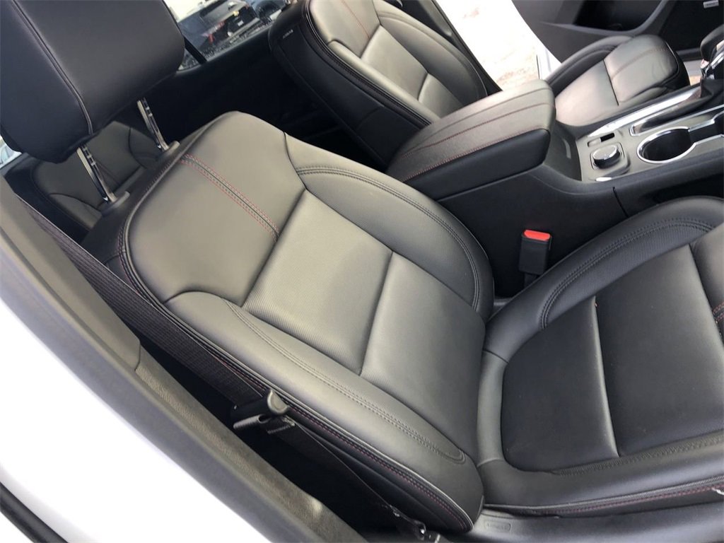 Certified 2023 Chevrolet Traverse RS w/ LPO, Floor Liner Package image 24