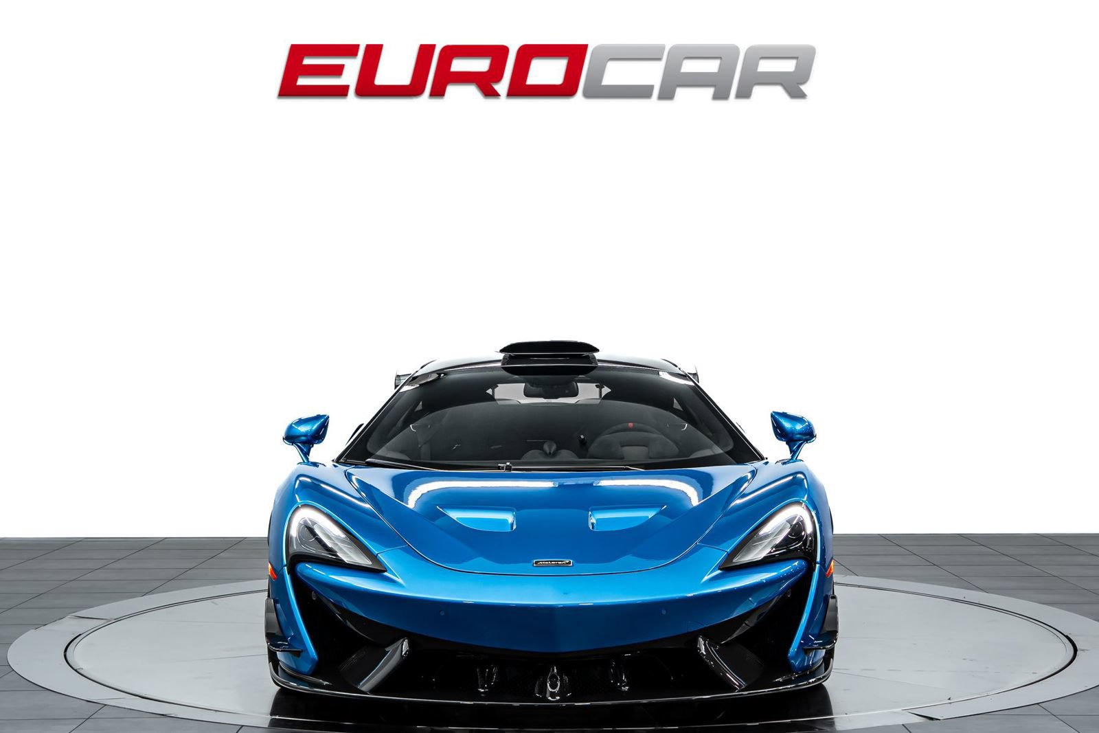 Used 2020 McLaren 620R RWD image 8