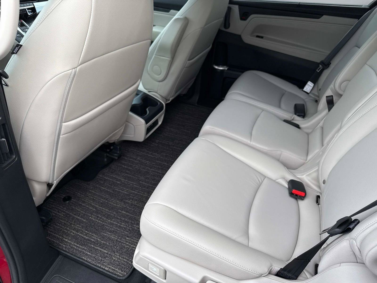 Certified 2025 Honda Odyssey EX-L image 16