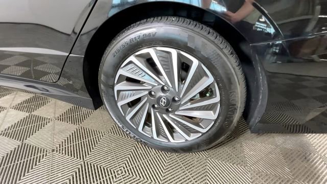 Used 2024 Hyundai Sonata Limited FWD image 15