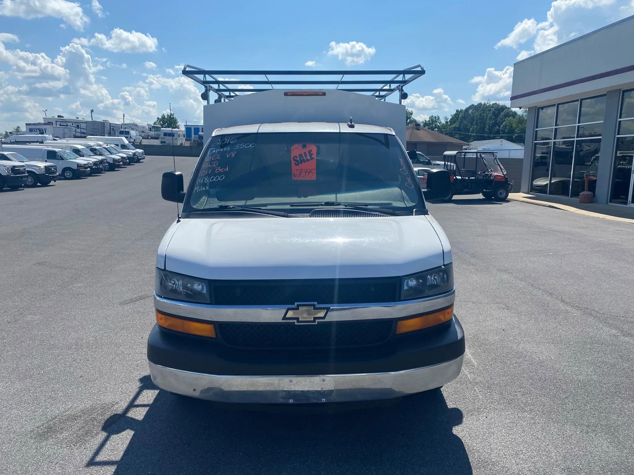 Used 2016 Chevrolet Express 3500 2D RWD image 2