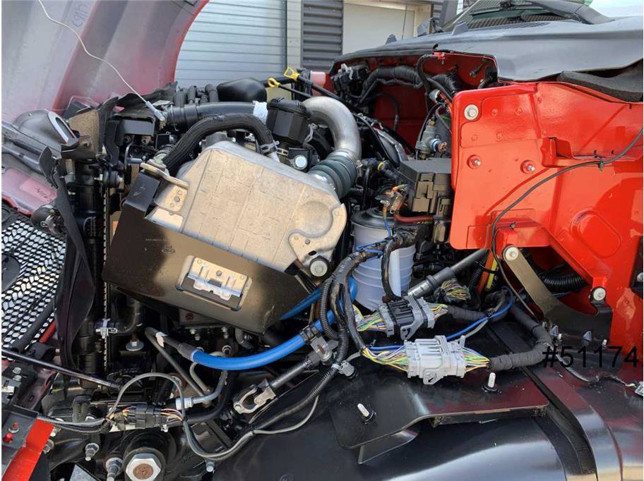 Used 2016 Ford F650 2WD Crew Cab Super Duty image 15