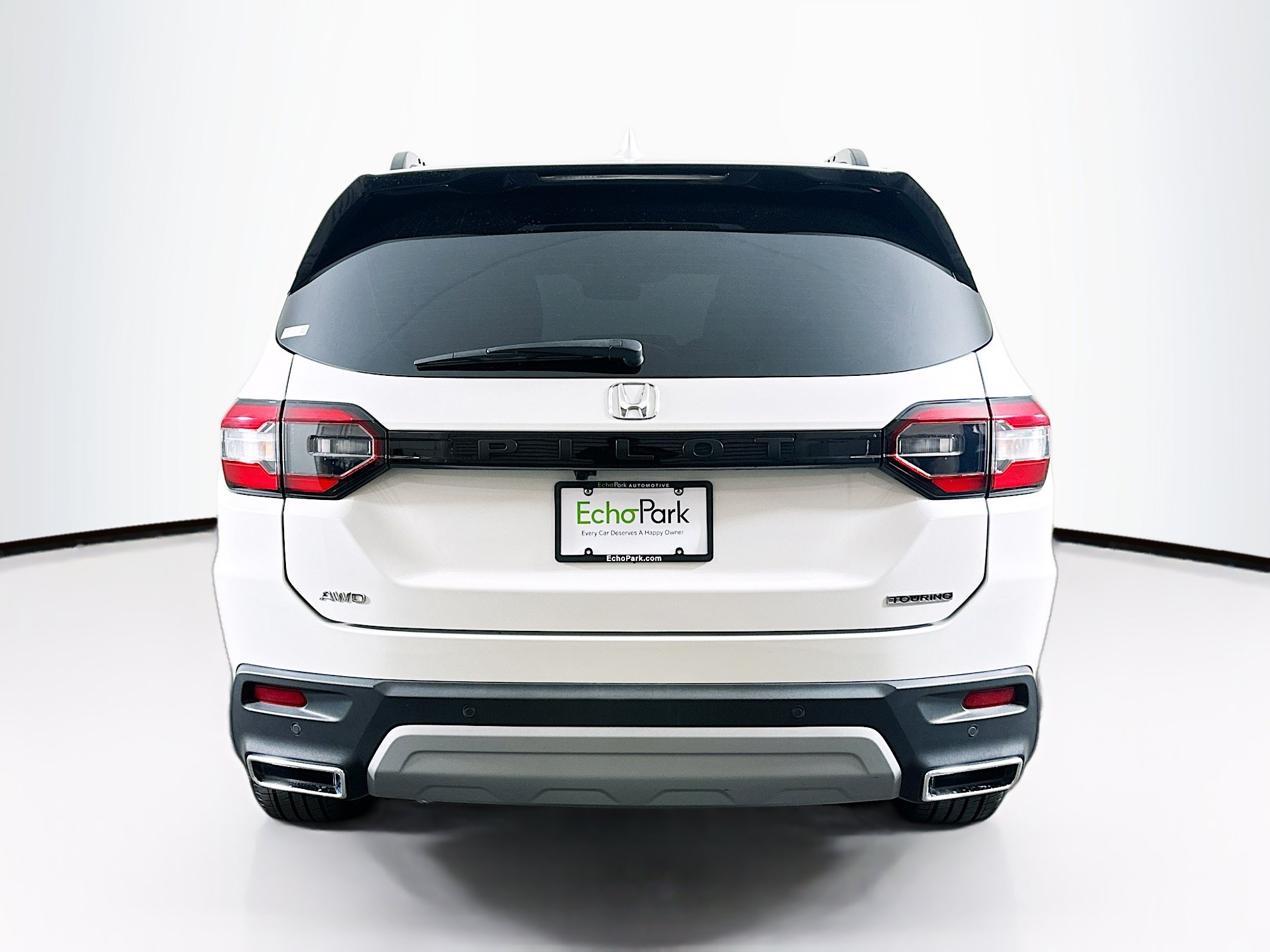 Used 2024 Honda Pilot Touring image 7