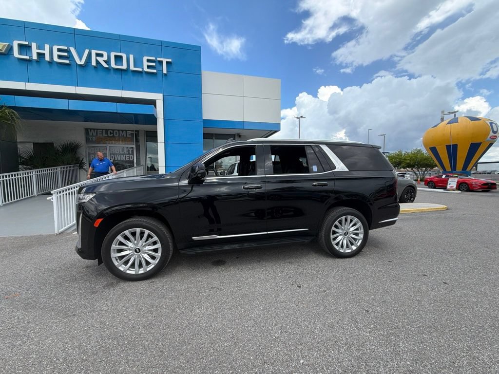 Used 2024 Cadillac Escalade Luxury RWD image 15