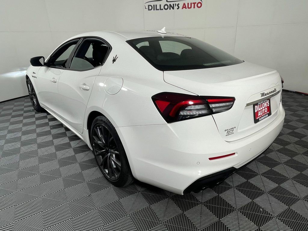 Used 2022 Maserati Ghibli Modena RWD image 4