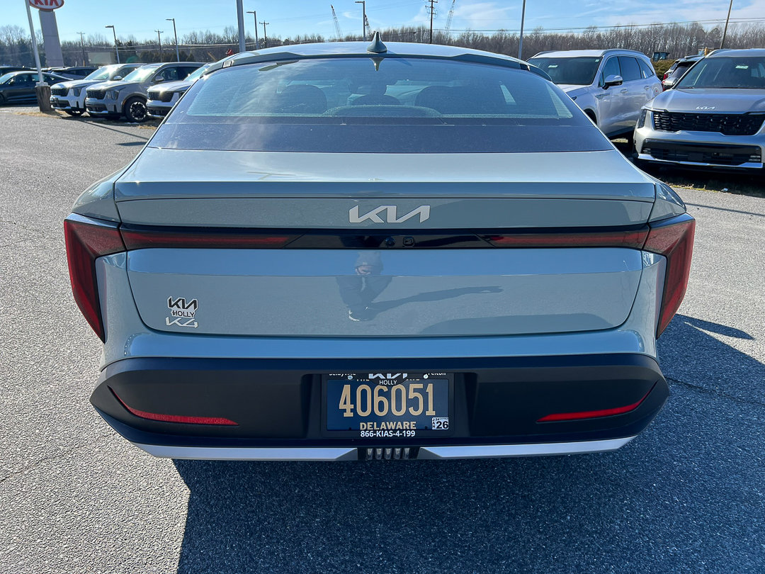 Used 2025 Kia K4 LXS image 4