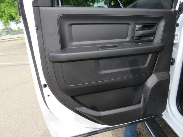 New 2023 RAM 5500 Tradesman w/ Chrome Appearance Group RWD image 42