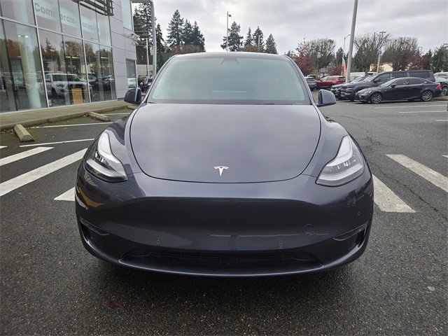 Used 2020 Tesla Model Y Long Range image 3