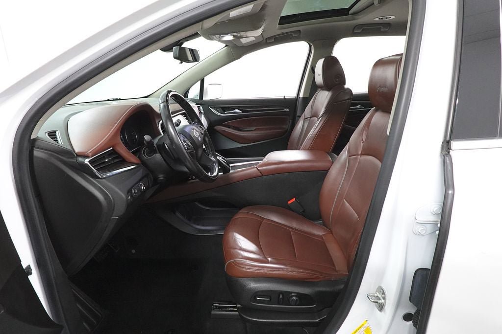 Used 2018 Buick Enclave Avenir w/ Avenir Technology Package image 26