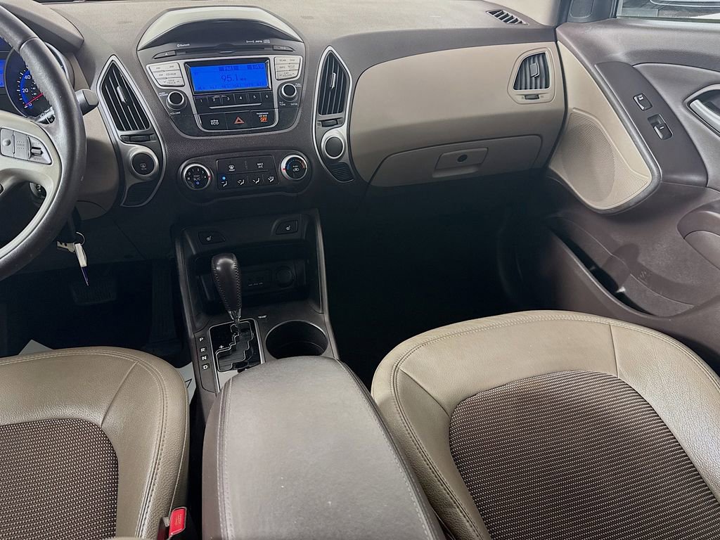 Used 2013 Hyundai Tucson GLS image 27