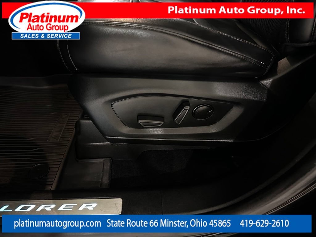 Used 2021 Ford Explorer Platinum w/ Equipment Group 601A AWD/4WD image 12
