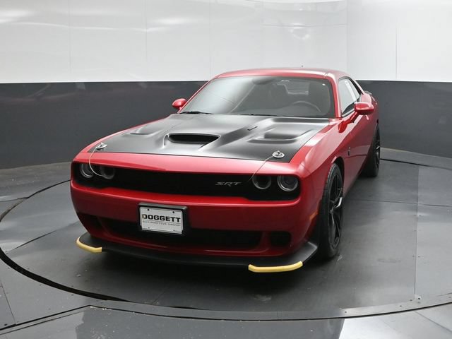 Used 2016 Dodge Challenger SRT Hellcat RWD image 22
