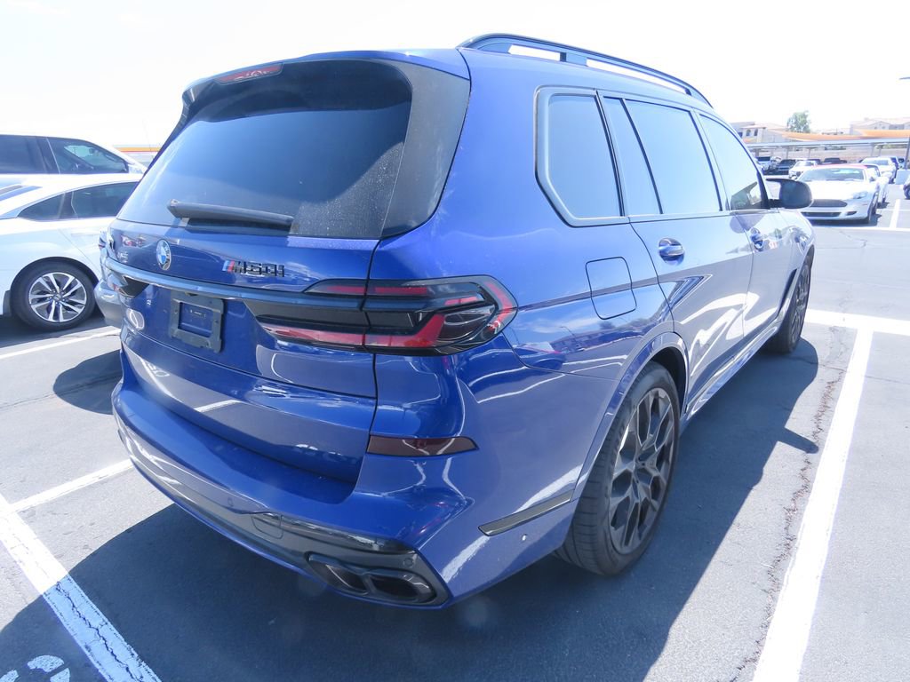 Certified 2026 BMW X7 M60i image 3