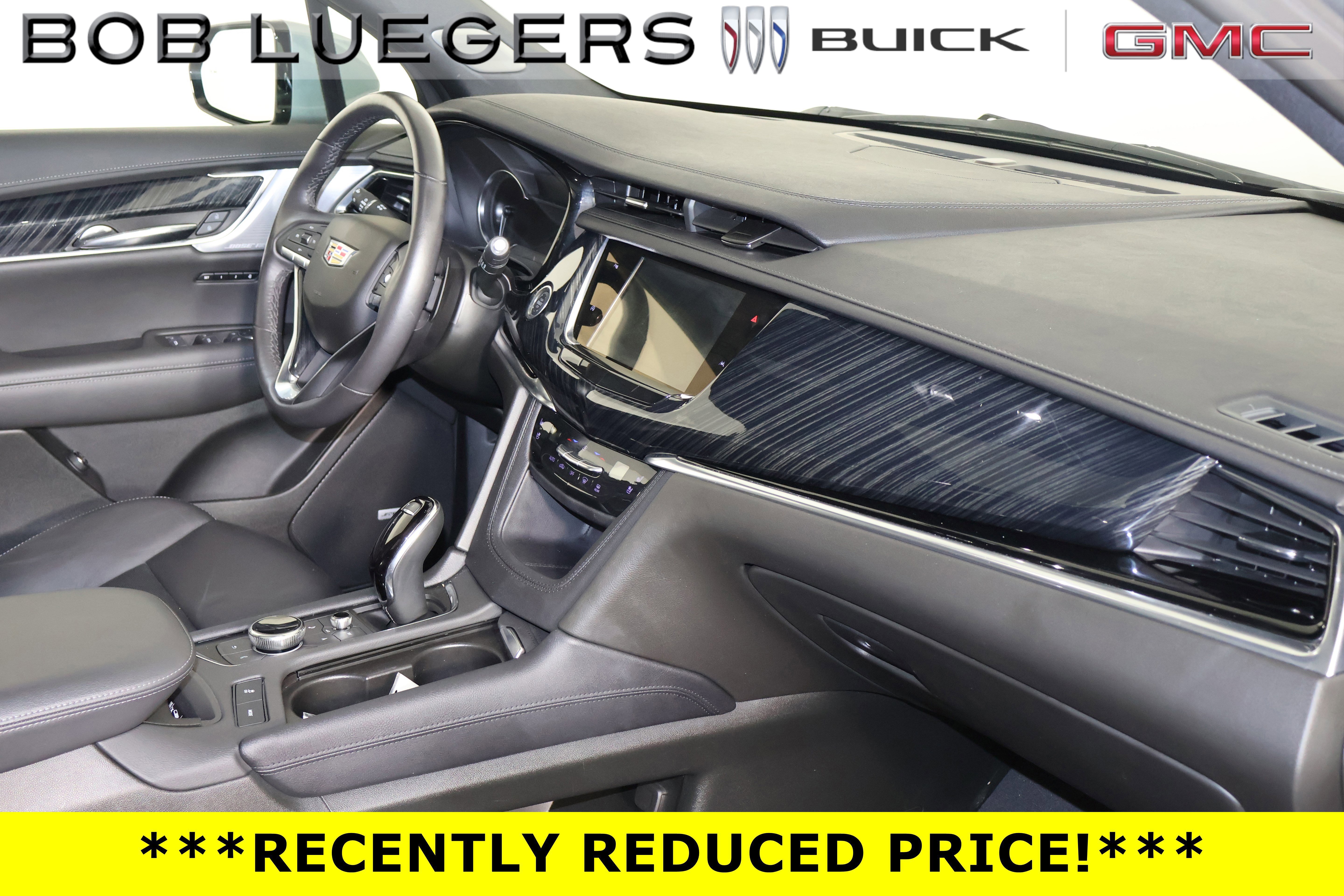 Certified 2025 Cadillac XT6 Premium Luxury FWD image 19