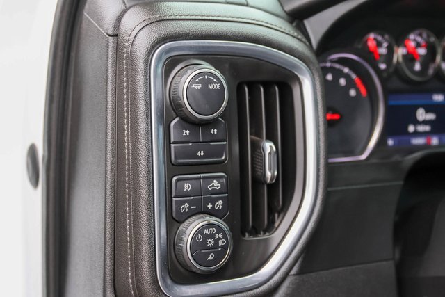 Used 2020 Chevrolet Silverado 2500 LT w/ Convenience Package image 9