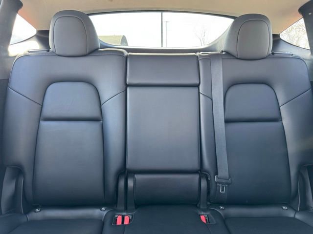Used 2023 Tesla Model Y Performance image 20