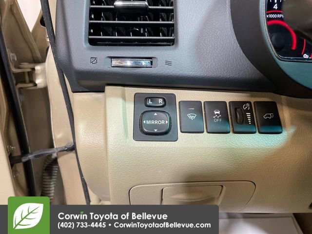 Used 2013 Toyota Highlander Limited image 20