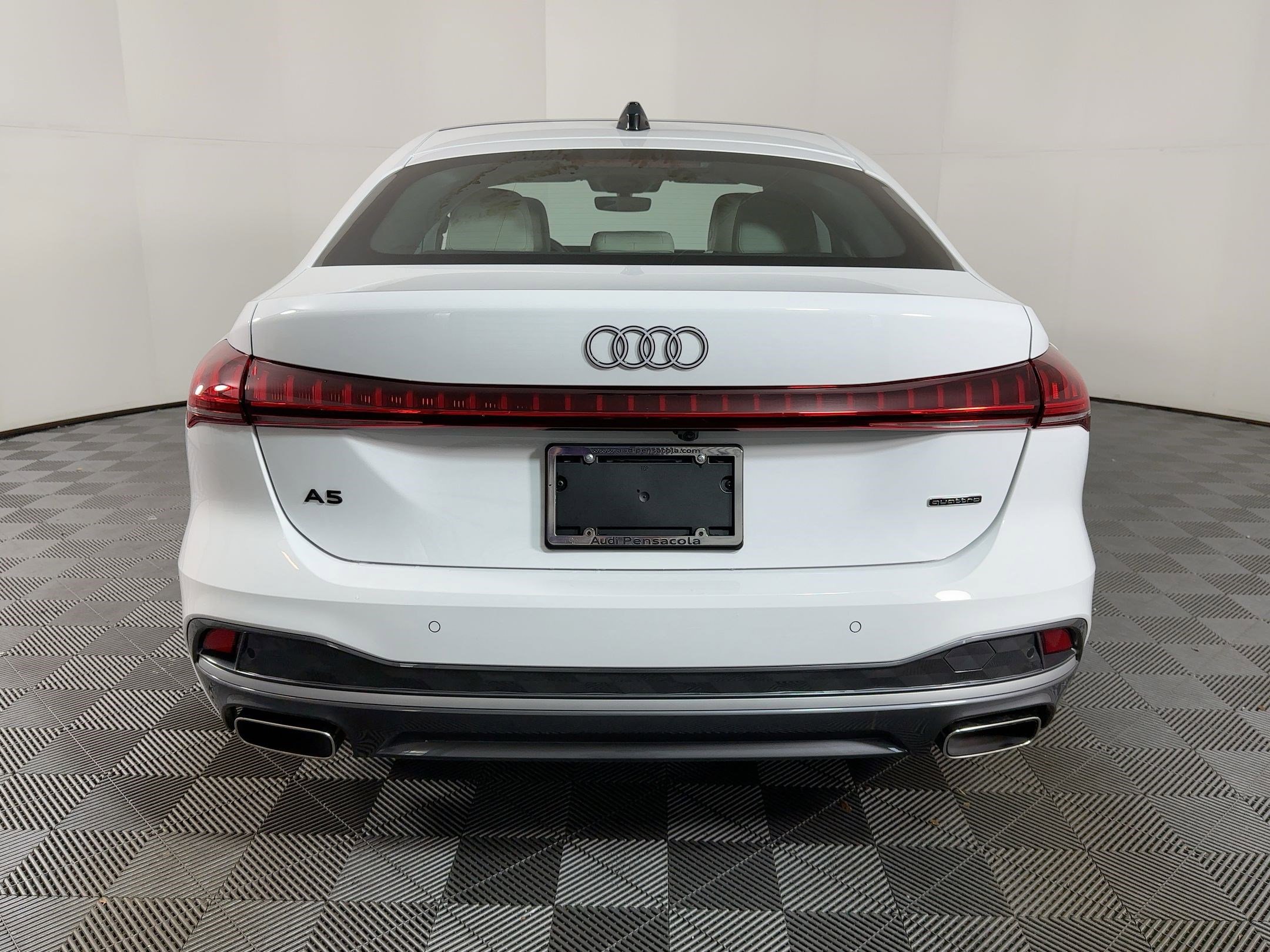 Used 2025 Audi A5 2.0T Premium w/ Convenience Package image 9