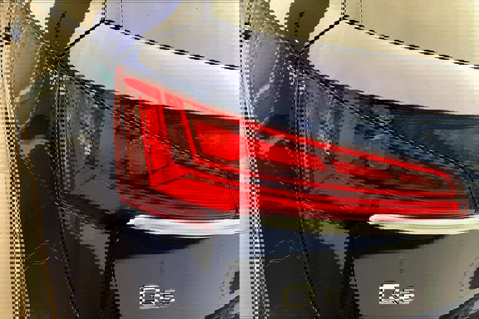 Certified 2023 Audi Q5 2.0T Premium w/ Convenience Package image 28