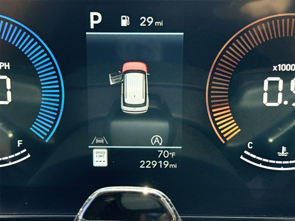 Used 2025 Hyundai Santa Fe SEL image 11