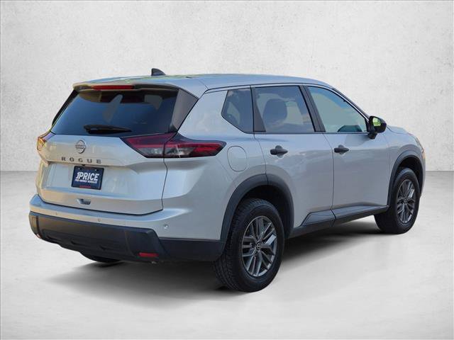Used 2024 Nissan Rogue S FWD image 5