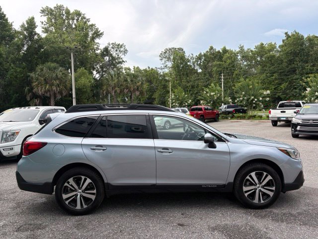 Used 2019 Subaru Outback 2.5i Limited AWD/4WD image 7