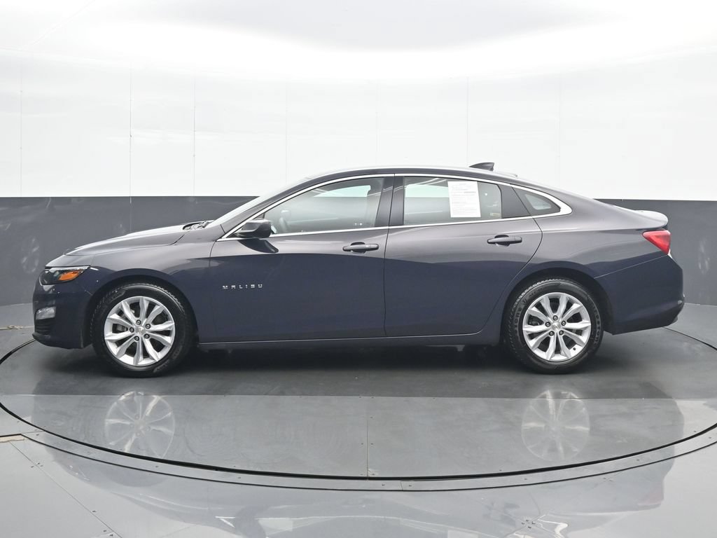Used 2025 Chevrolet Malibu LT FWD image 3