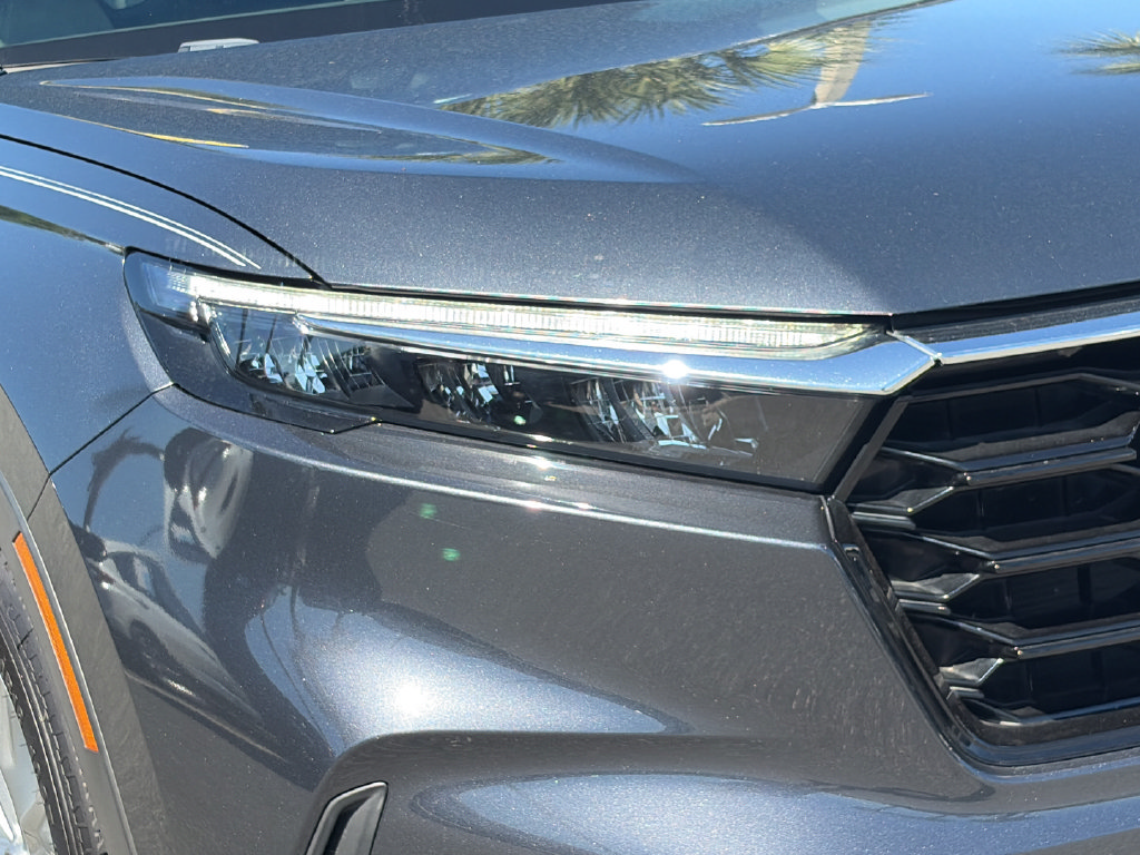 Used 2025 Honda CR-V EX image 9