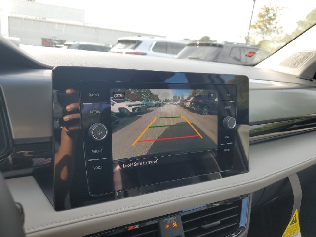 New 2027 Volkswagen Taos S FWD image 28