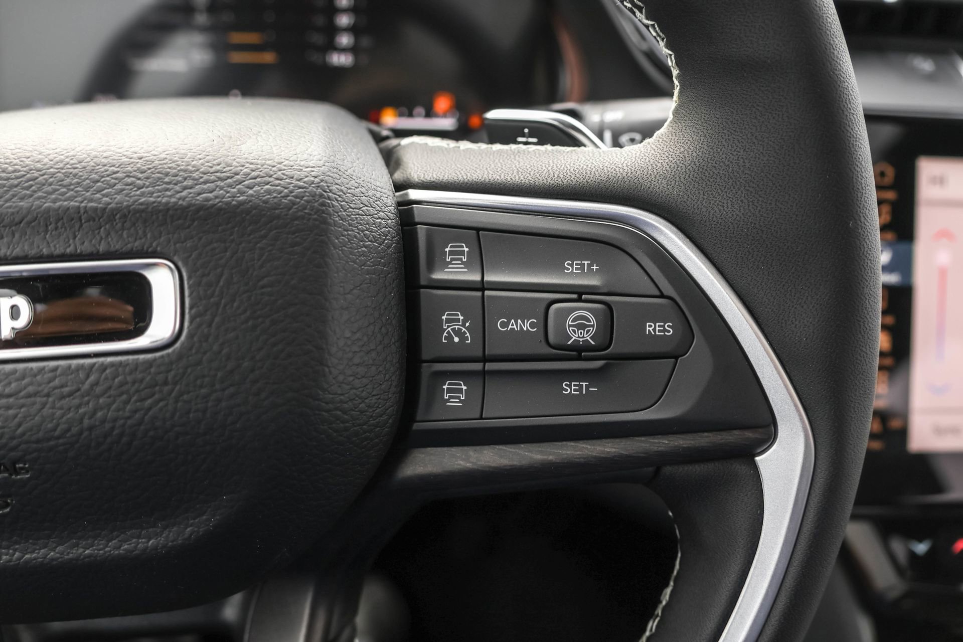 New 2026 Jeep Grand Cherokee Limited w/ Limited Altitude Package image 26