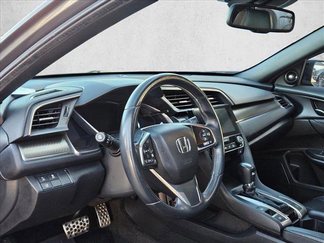 Used 2018 Honda Civic Sport Touring image 9
