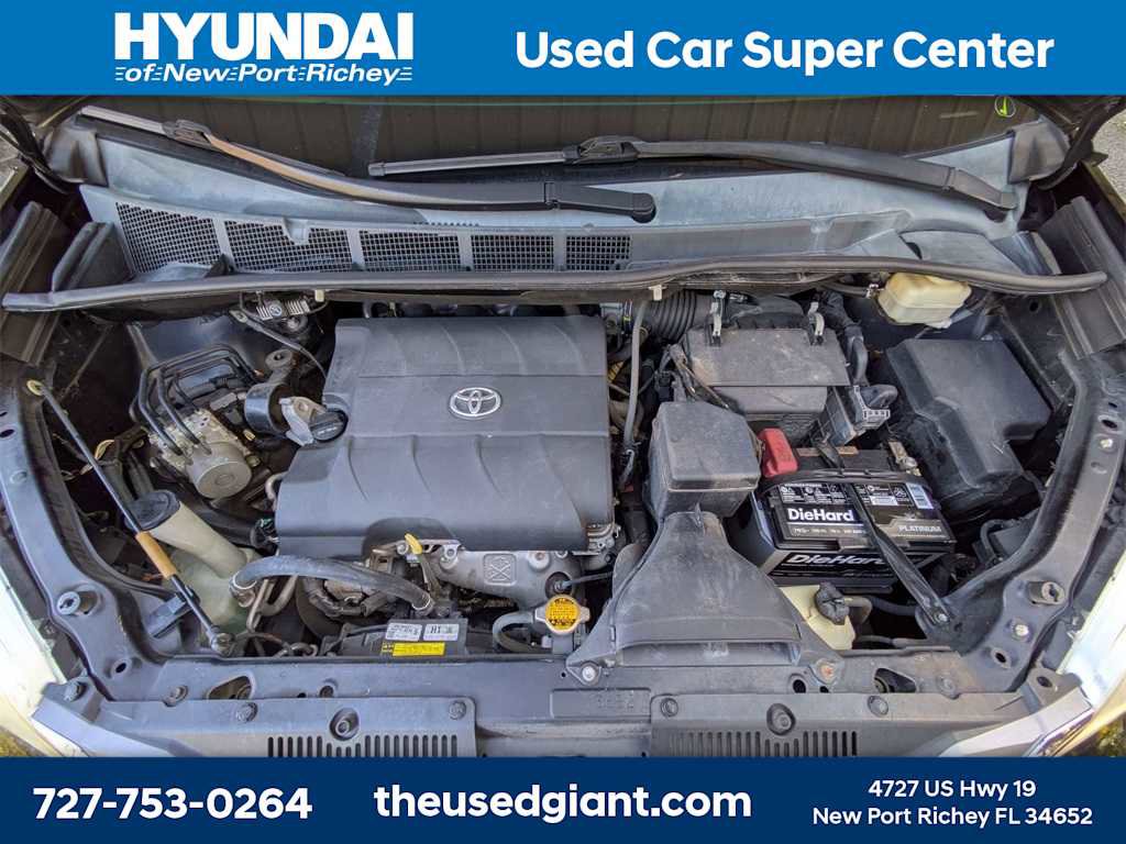 Used 2015 Toyota Sienna XLE image 15