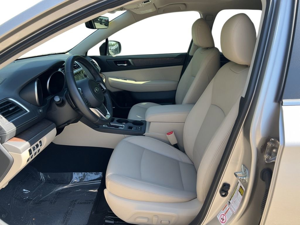 Used 2019 Subaru Outback 3.6R Limited AWD/4WD image 6
