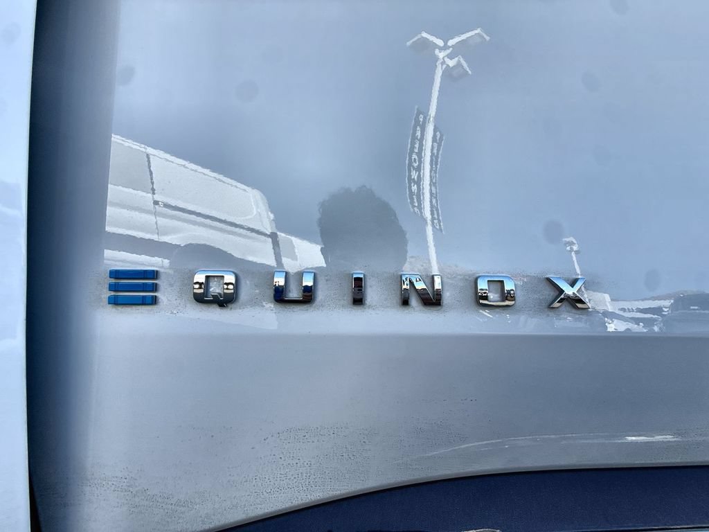 Used 2024 Chevrolet Equinox EV LT FWD image 31