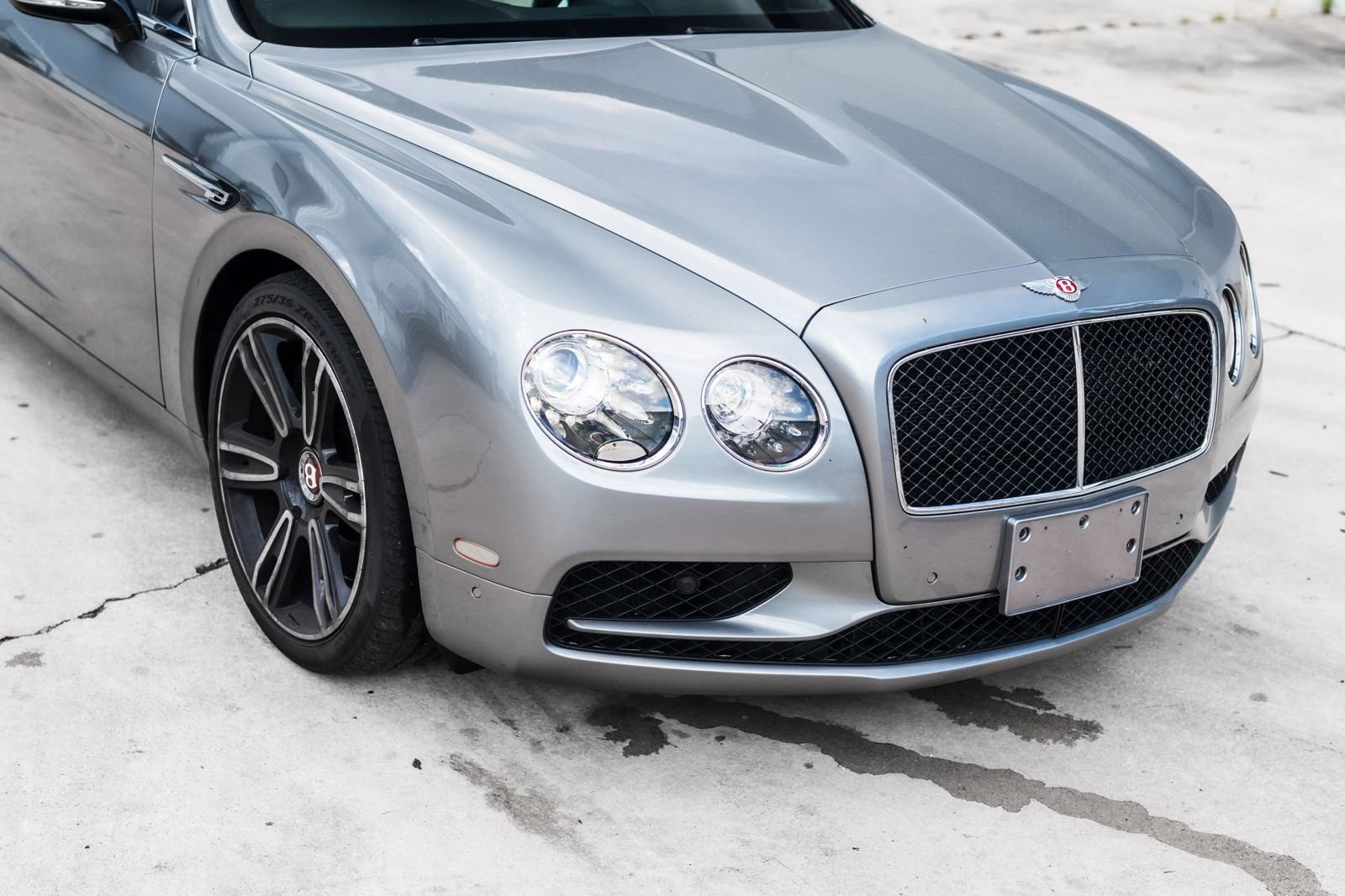 Used 2017 Bentley Flying Spur S V8 AWD/4WD image 4