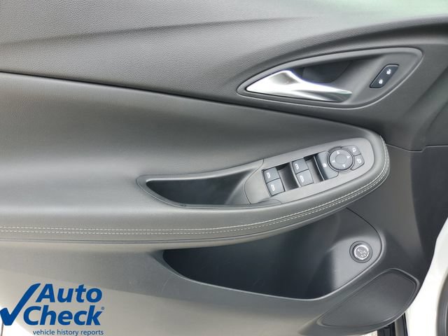 Used 2024 Buick Encore GX Sport Touring w/ Advanced Technology Package FWD image 20