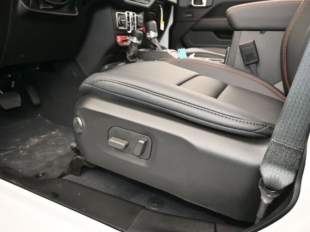 New 2026 Jeep Wrangler Unlimited Rubicon image 13