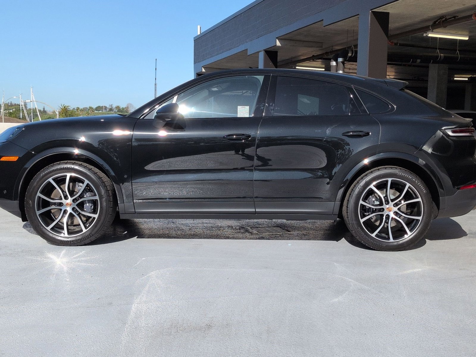 New 2026 Porsche Cayenne image 2