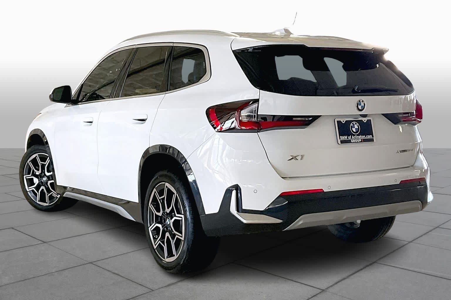 Used 2026 BMW X1 xDrive28i w/ Convenience Package AWD/4WD image 12