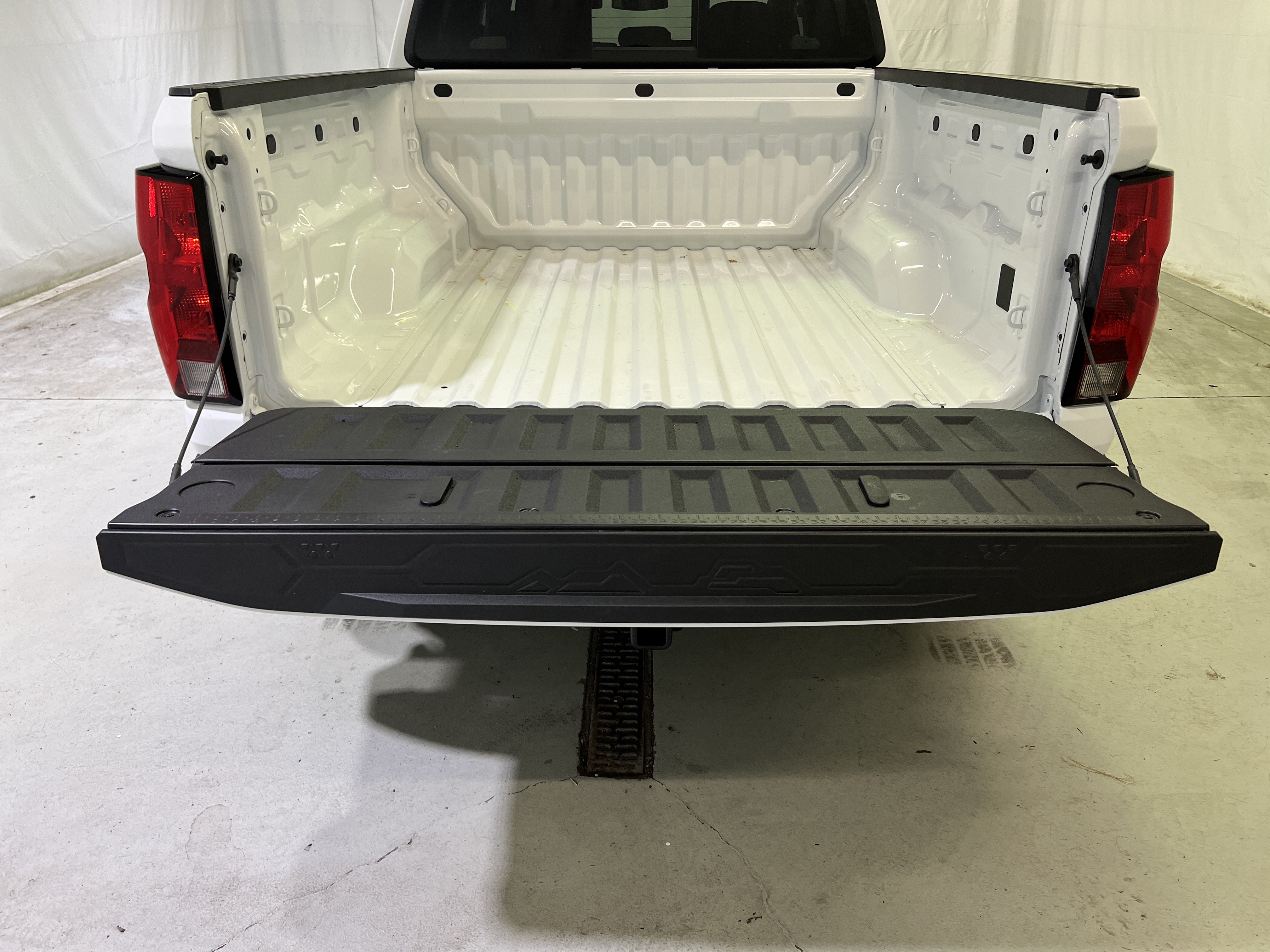 Certified 2026 Chevrolet Colorado LT w/ Advanced Trailering Package RWD image 14