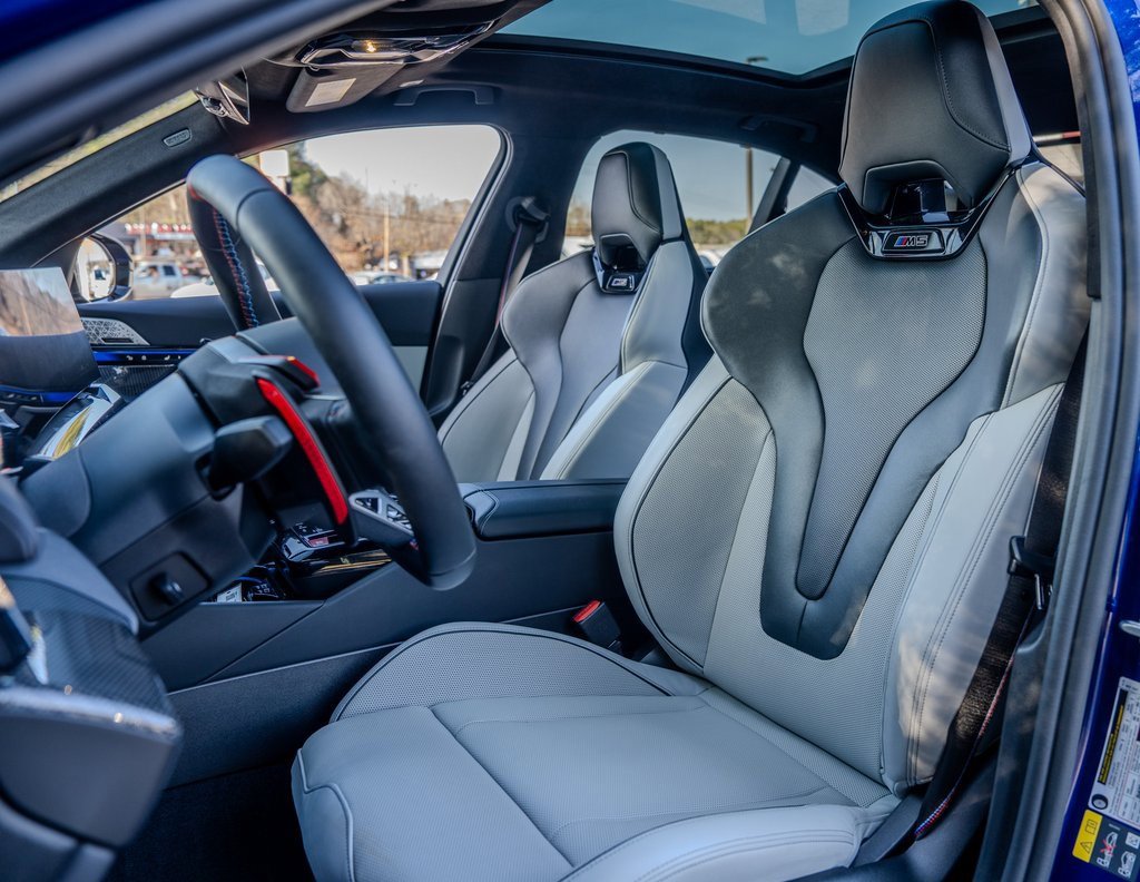 Used 2026 BMW M5 w/ Executive Package image 20
