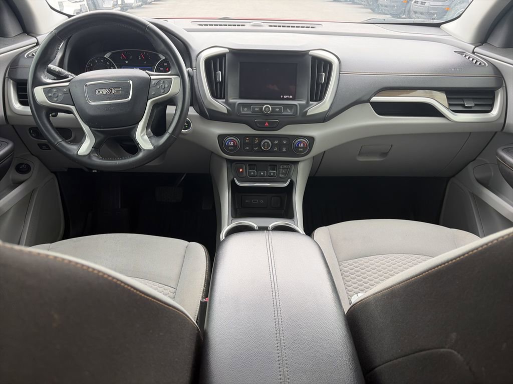 Used 2020 GMC Terrain SLE w/ Driver Convenience Package image 13