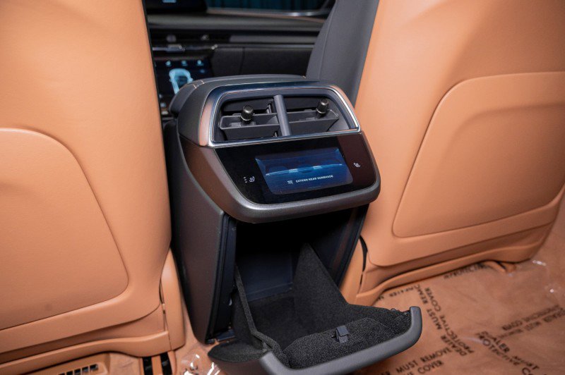 Used 2025 Lucid Air Touring image 28