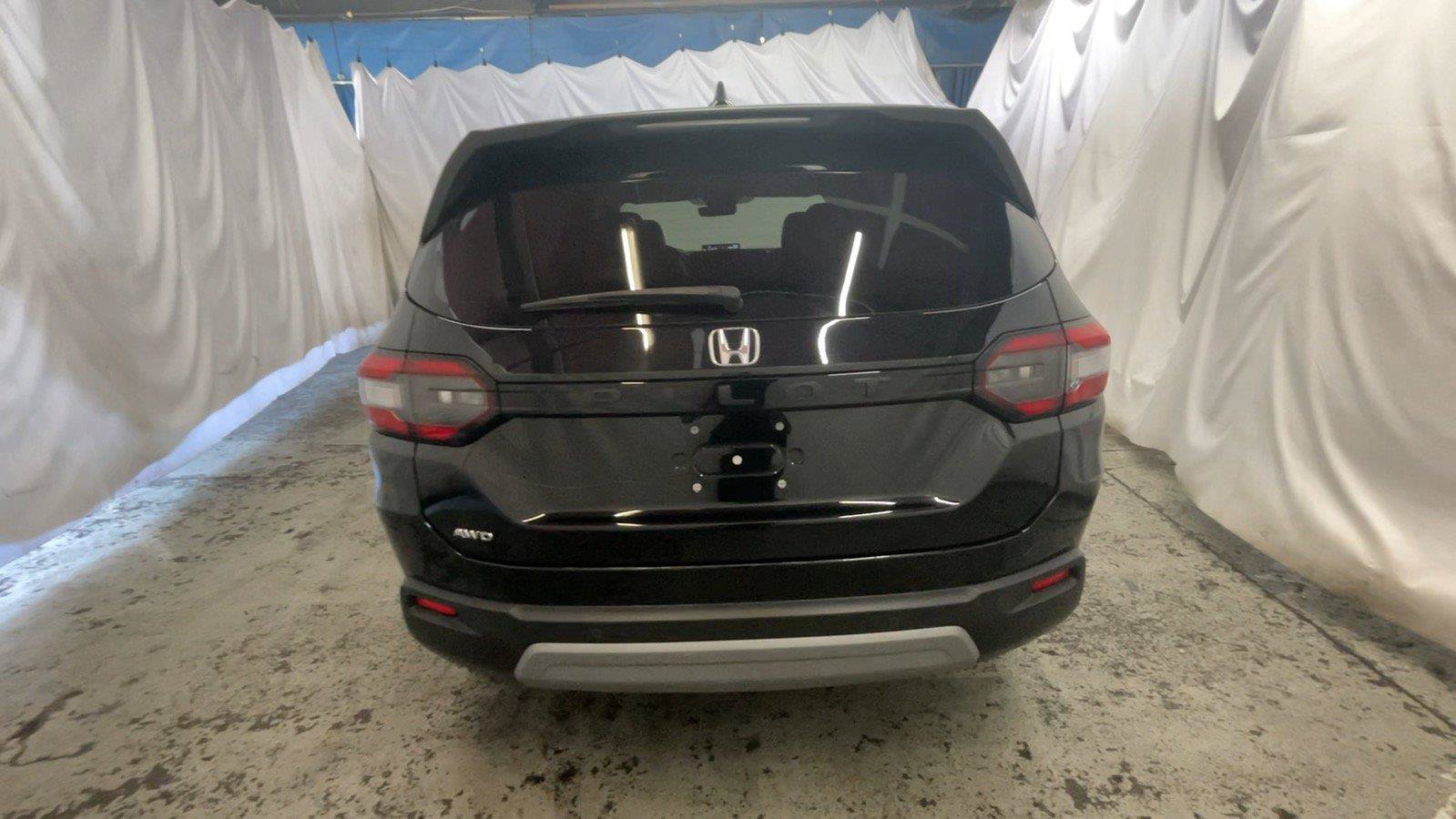 Certified 2025 Honda Pilot EX-L image 9