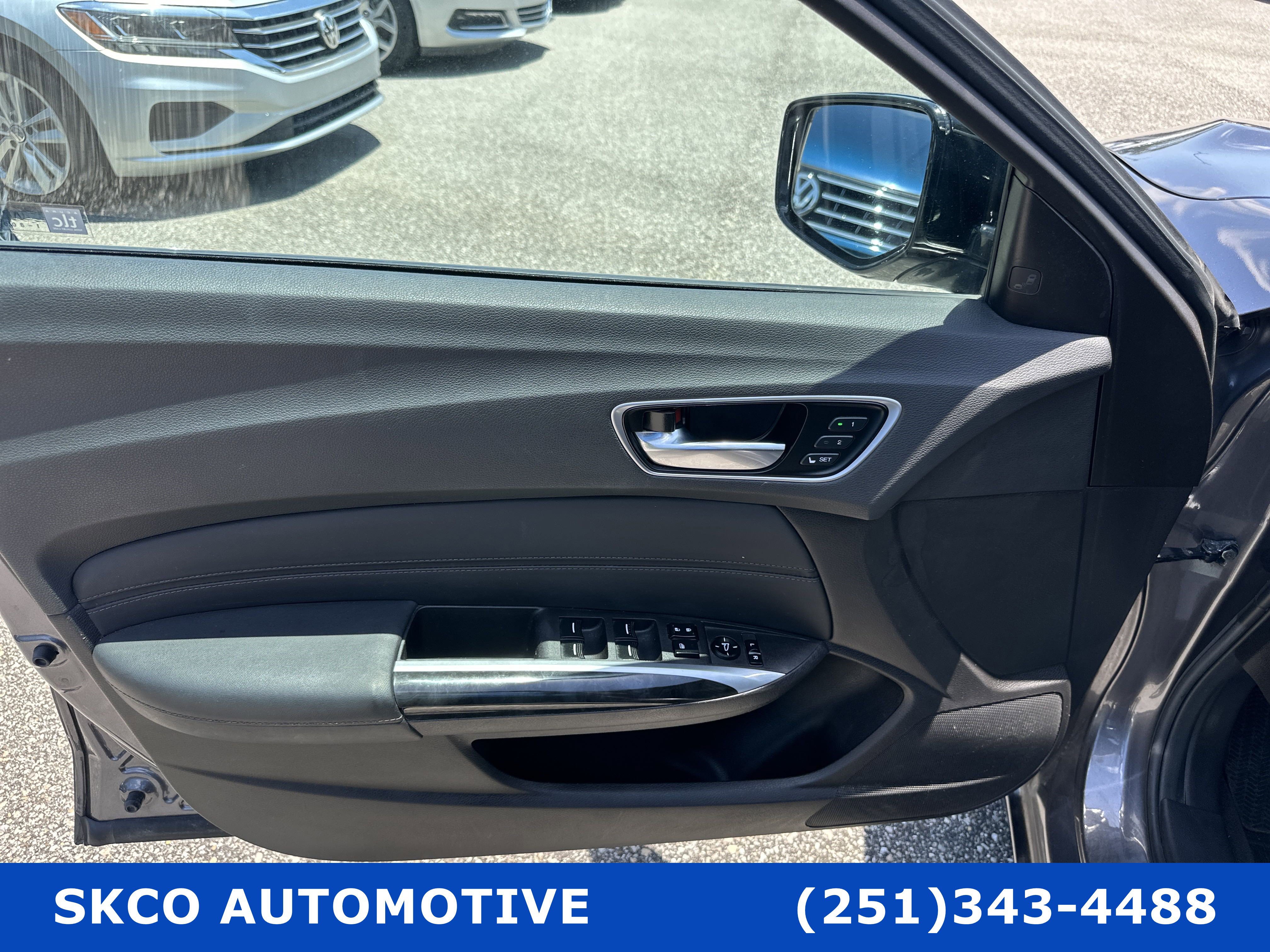 Used 2020 Acura TLX w/ Technology Package image 12