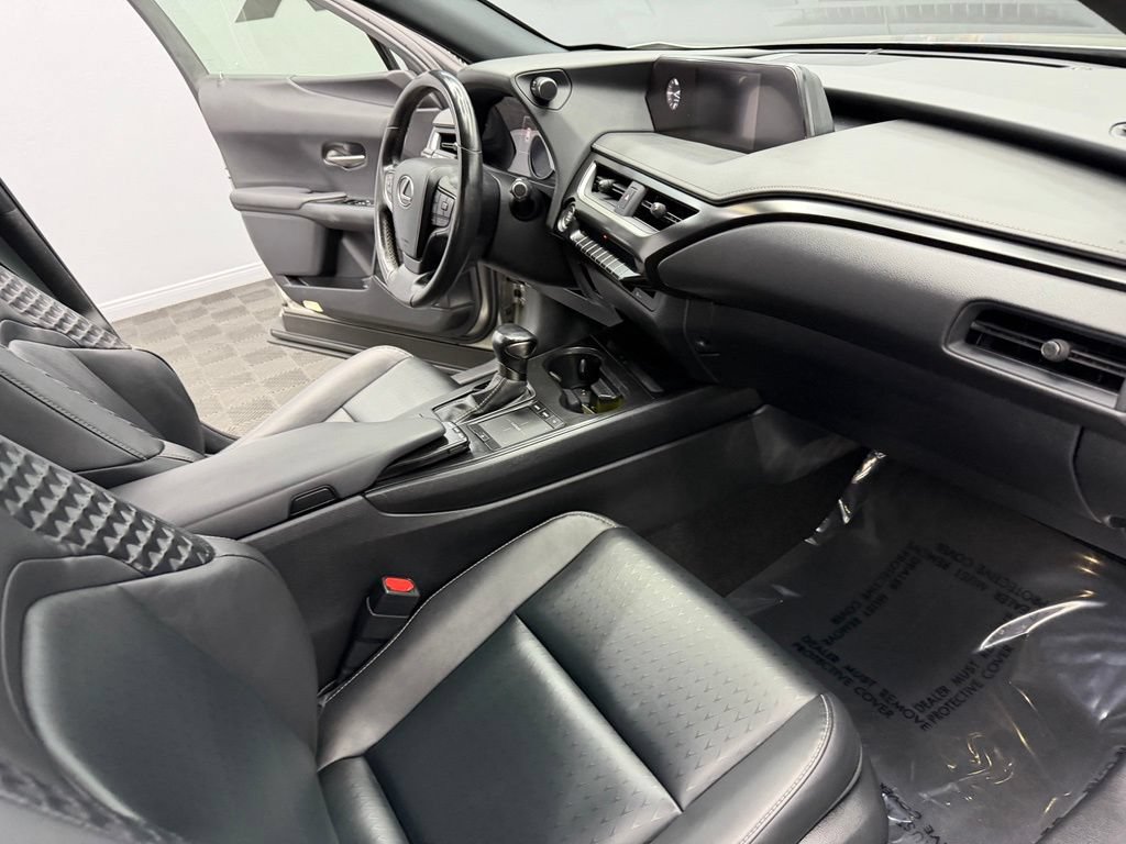 Used 2021 Lexus UX 200 w/ Accessory Package (Z1) FWD image 51