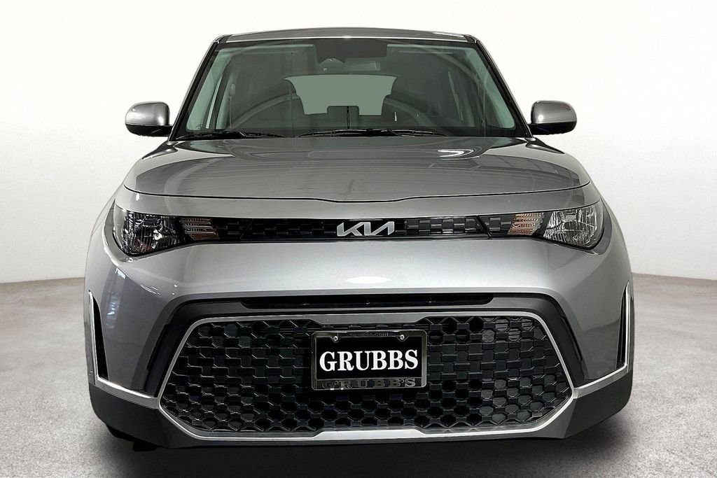 Used 2025 Kia Soul LX image 5